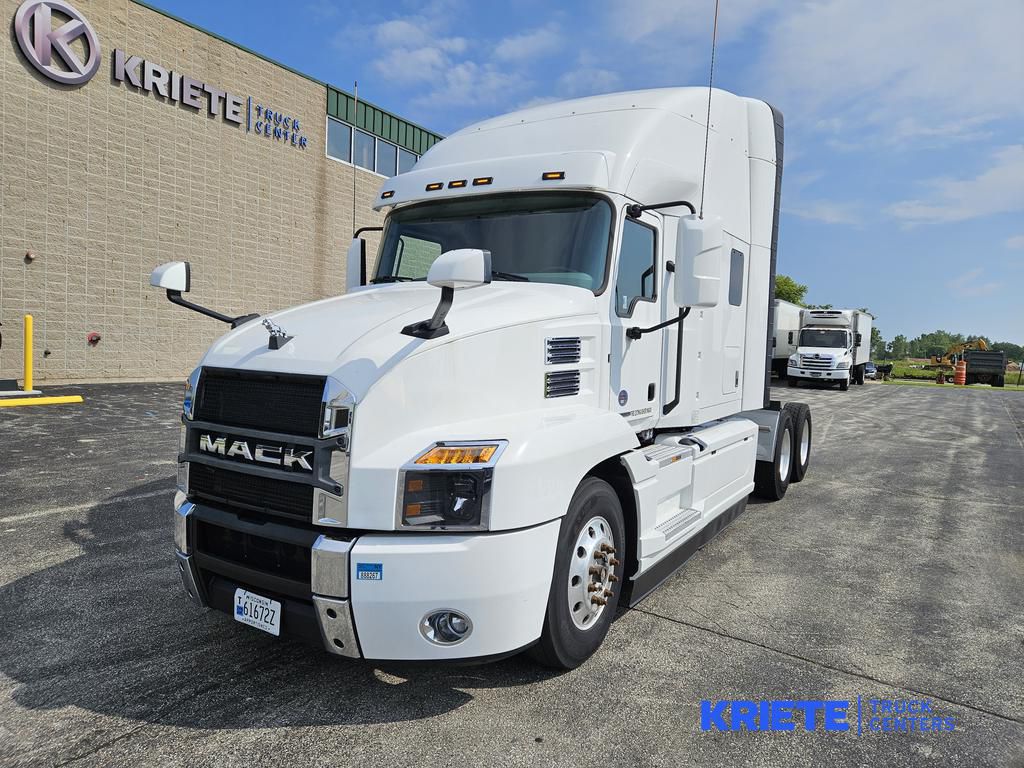 2019 MACK AN64T MAC9199U - image 1 of 6