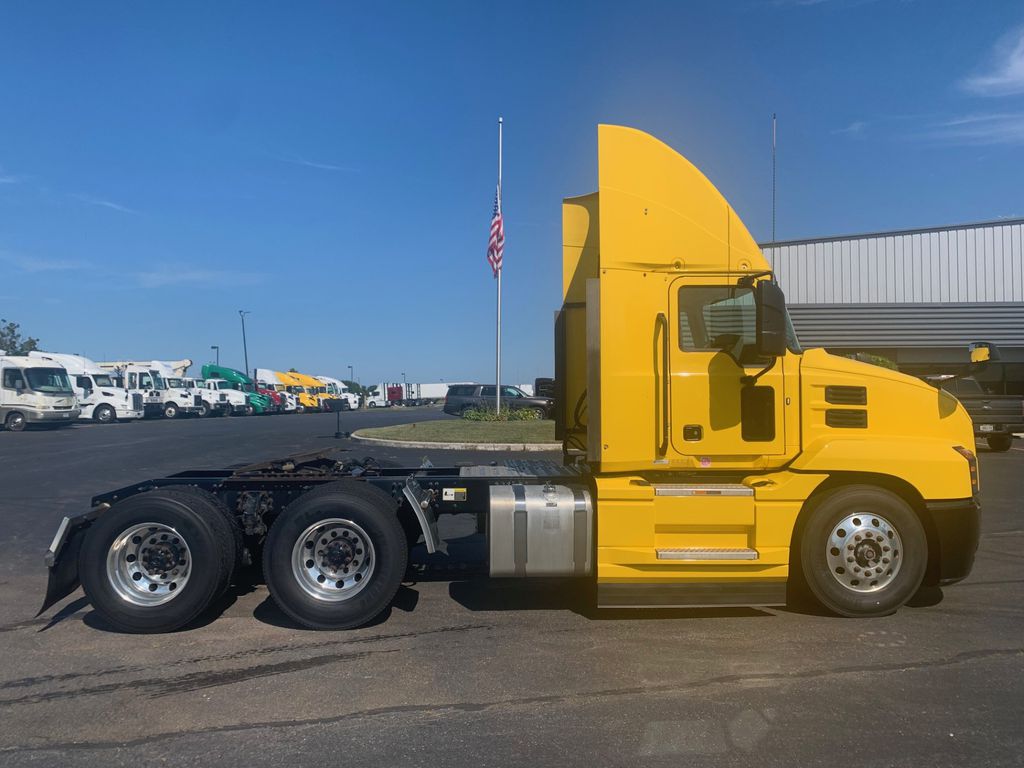 2019 MACK ANTHEM MAC10197U - image 6 of 6