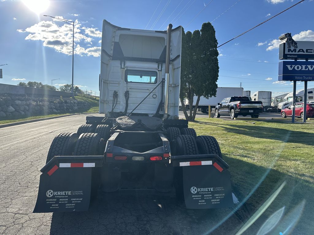 2018 VOLVO VNR64T-300 V900057U - image 4 of 6