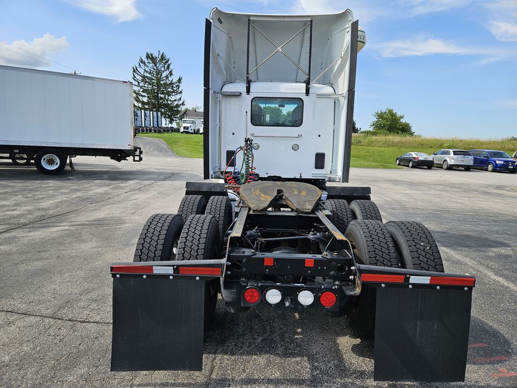 2019 KENWORTH T680 KW243876U - image 4 of 6