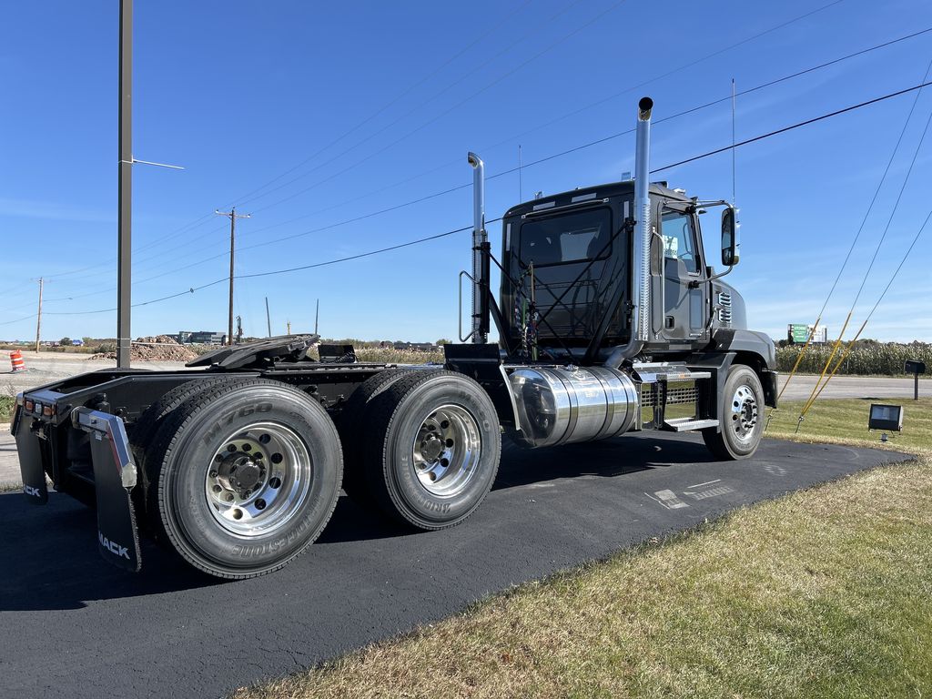 2025 MACK AN64T DC AN052015 - image 5 of 6