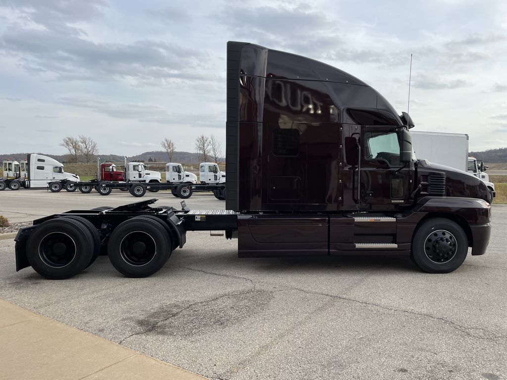 2025 MACK AN64T SLPR AN053421 - image 6 of 6