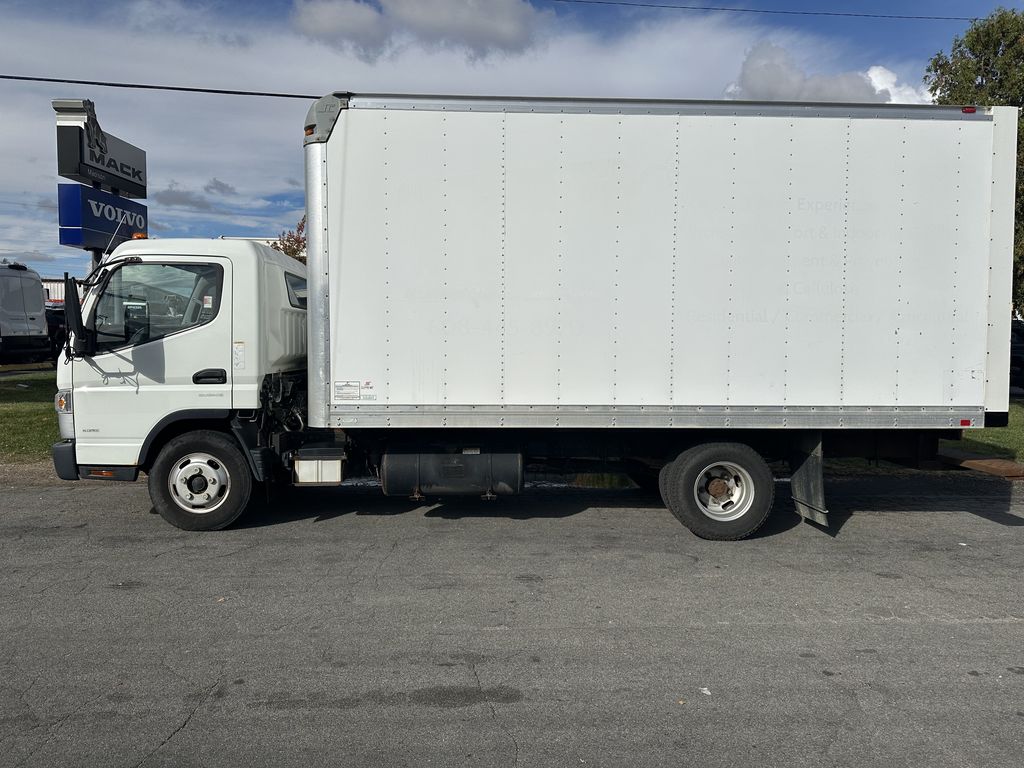 2017 MITSUBISHI FUSO FE FU2481U - image 2 of 6