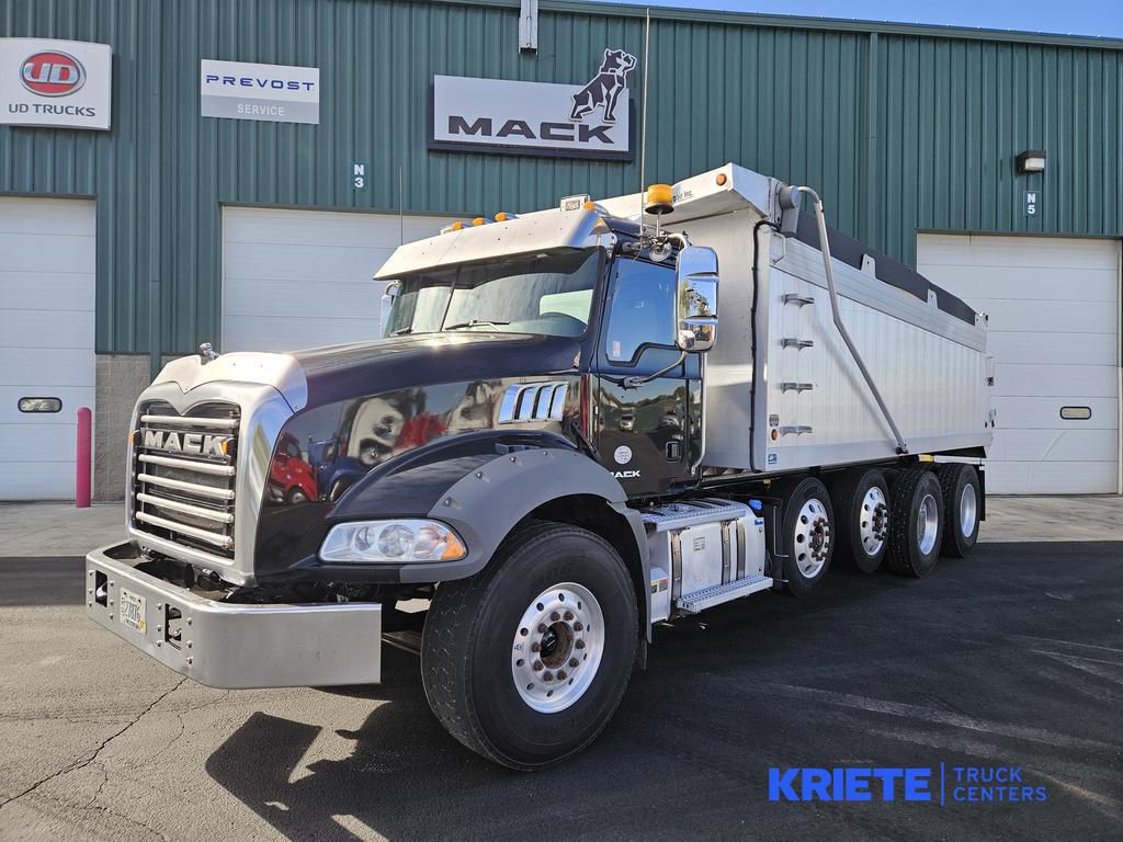 2018 MACK GU813 MAC40035U - image 1 of 6