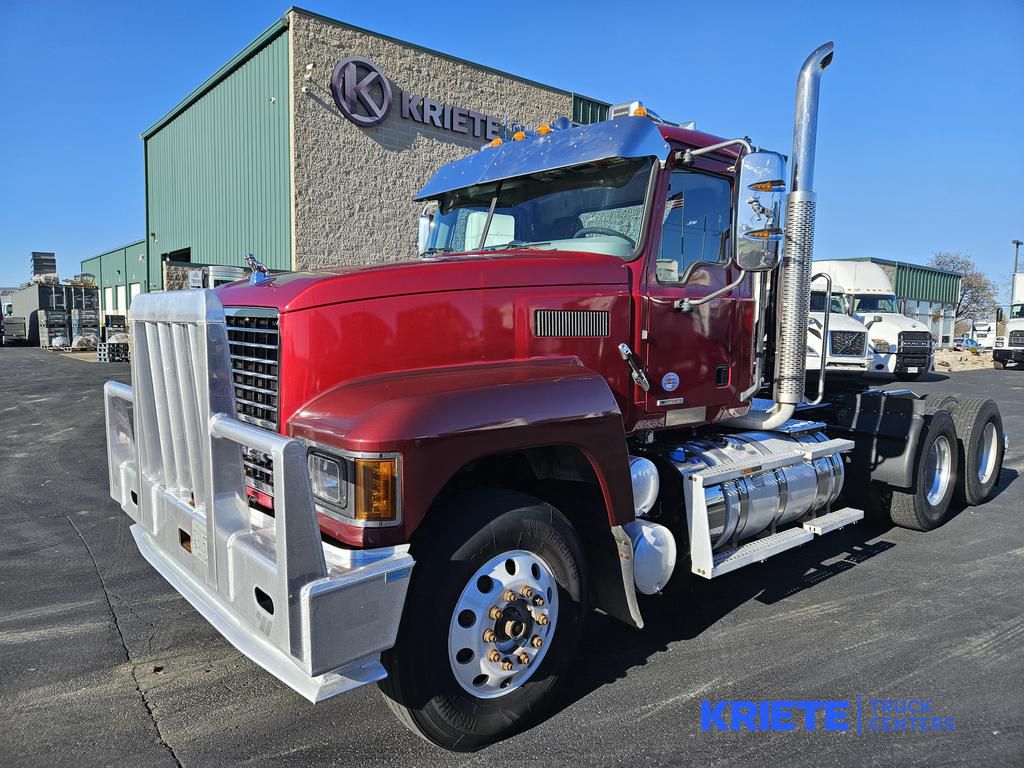 2020 MACK PINNACLE MAC5473U - image 1 of 6