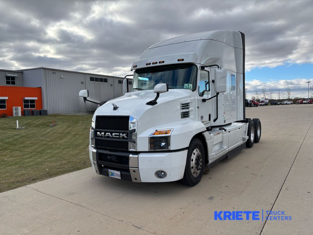 2024 MACK AN64T SLPR MAC42269U - image 1 of 6