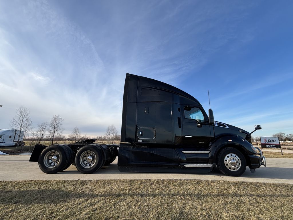 2020 KENWORTH T680 KW410484U - image 6 of 6