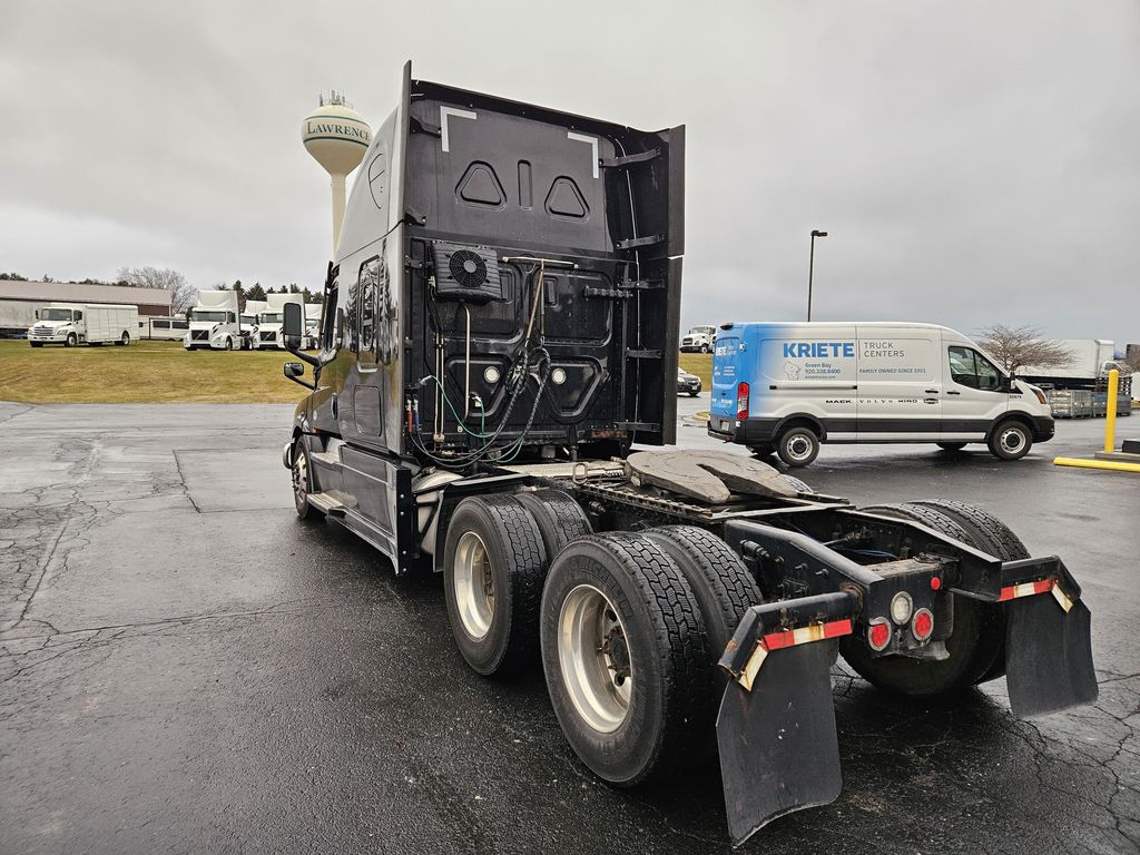 2021 FREIGHTLINER Cascadia FR1341U - image 3 of 6