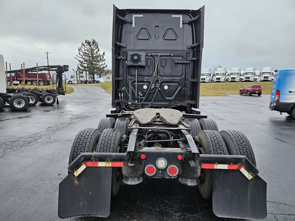 2021 FREIGHTLINER Cascadia FR1341U - image 4 of 6