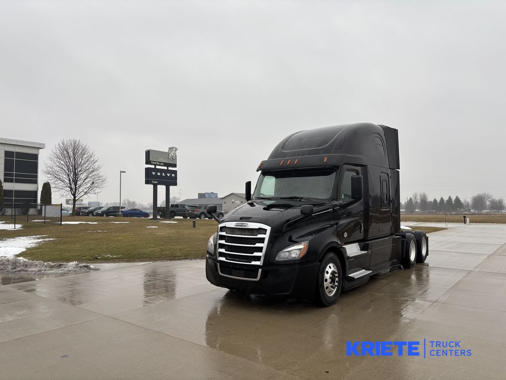 2019 FREIGHTLINER Cascadia FR9533U - image 1 of 6