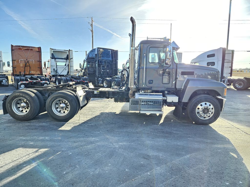 2019 MACK PI64T MAC2766U - image 6 of 6