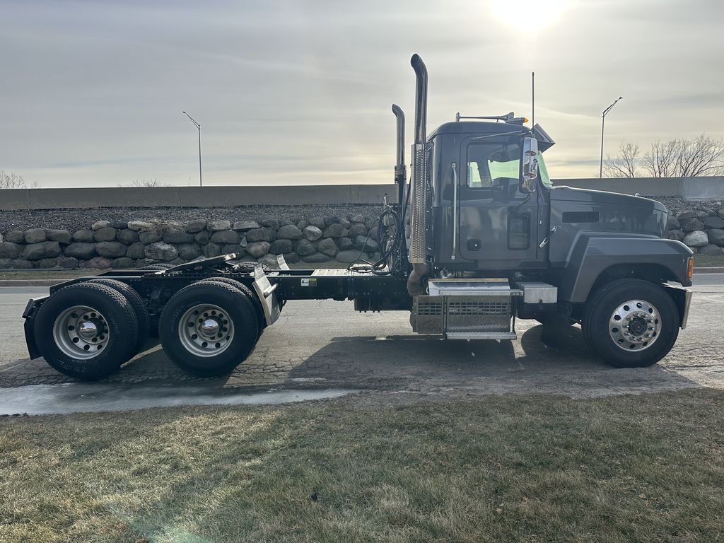 2019 MACK PI64T MAC2766U - image 6 of 6