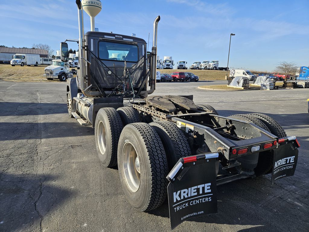 2019 MACK PI64T MAC2766U - image 3 of 6