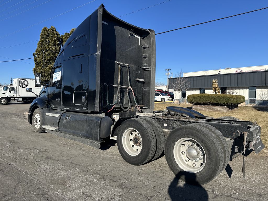 2020 KENWORTH T680 KW410482U - image 3 of 6