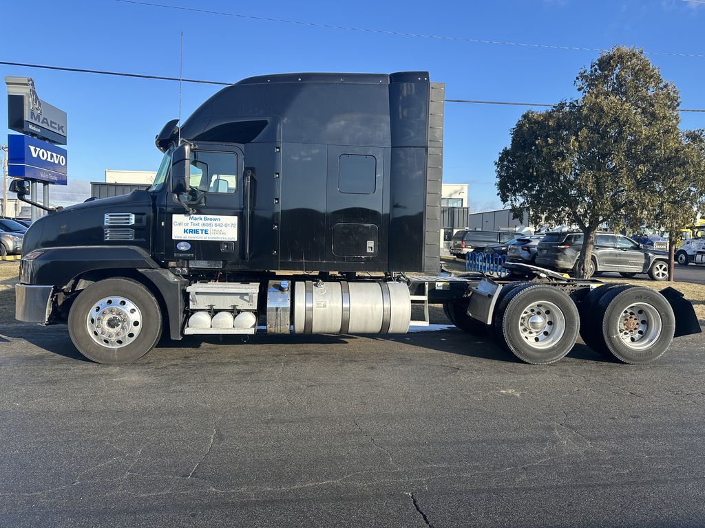 2020 MACK AN64T MAC12928U - image 2 of 6