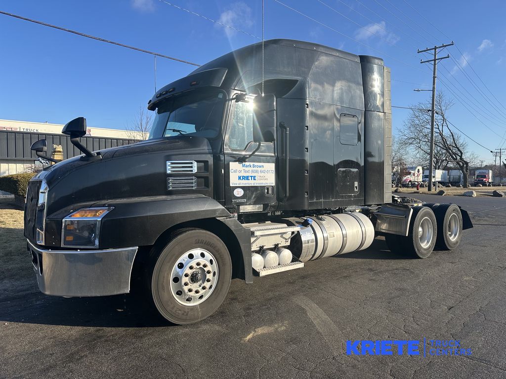 2020 MACK AN64T MAC12928U - image 1 of 6