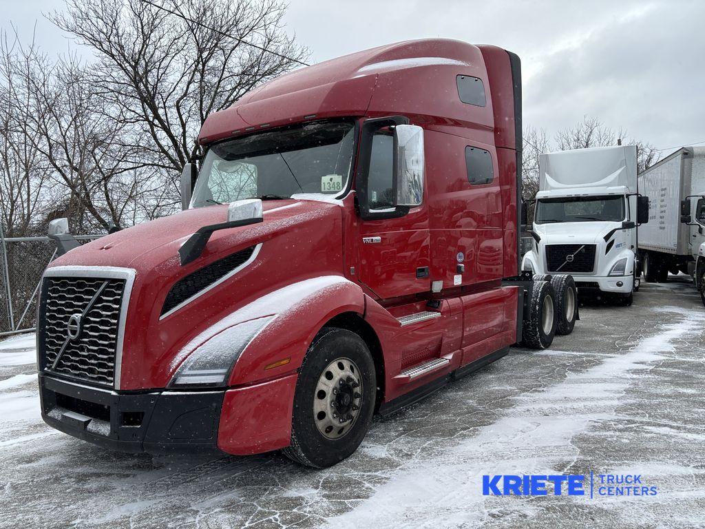 2022 VOLVO VNL64T760 V296875U - image 1 of 6