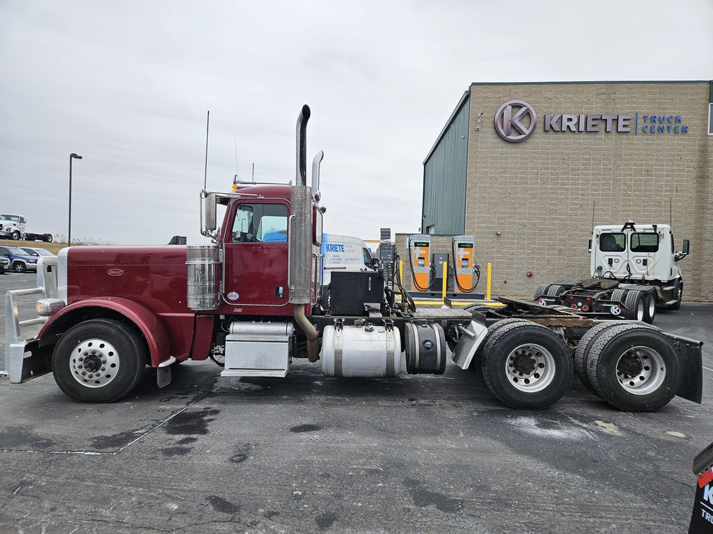 2020 PETERBILT 389 P719476U - image 2 of 6