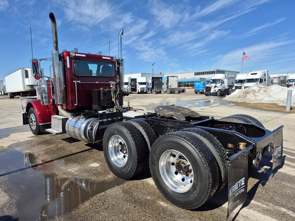 2020 PETERBILT 389 P719476U - image 3 of 6