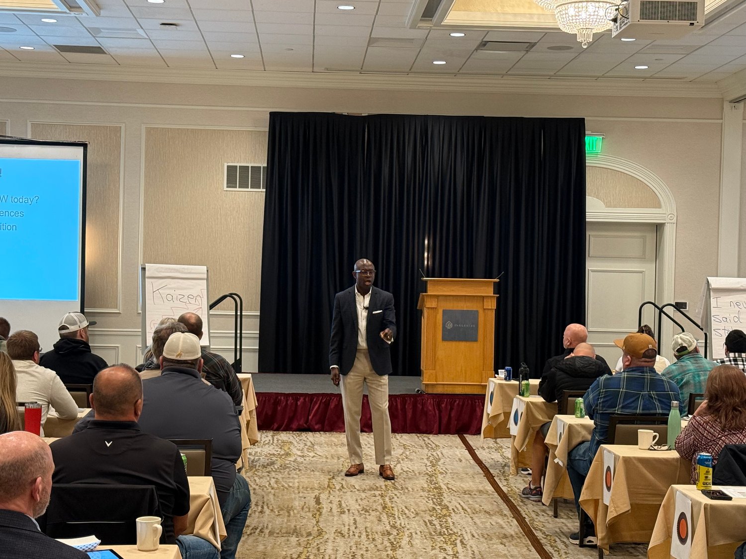 Dr Bryan Williams