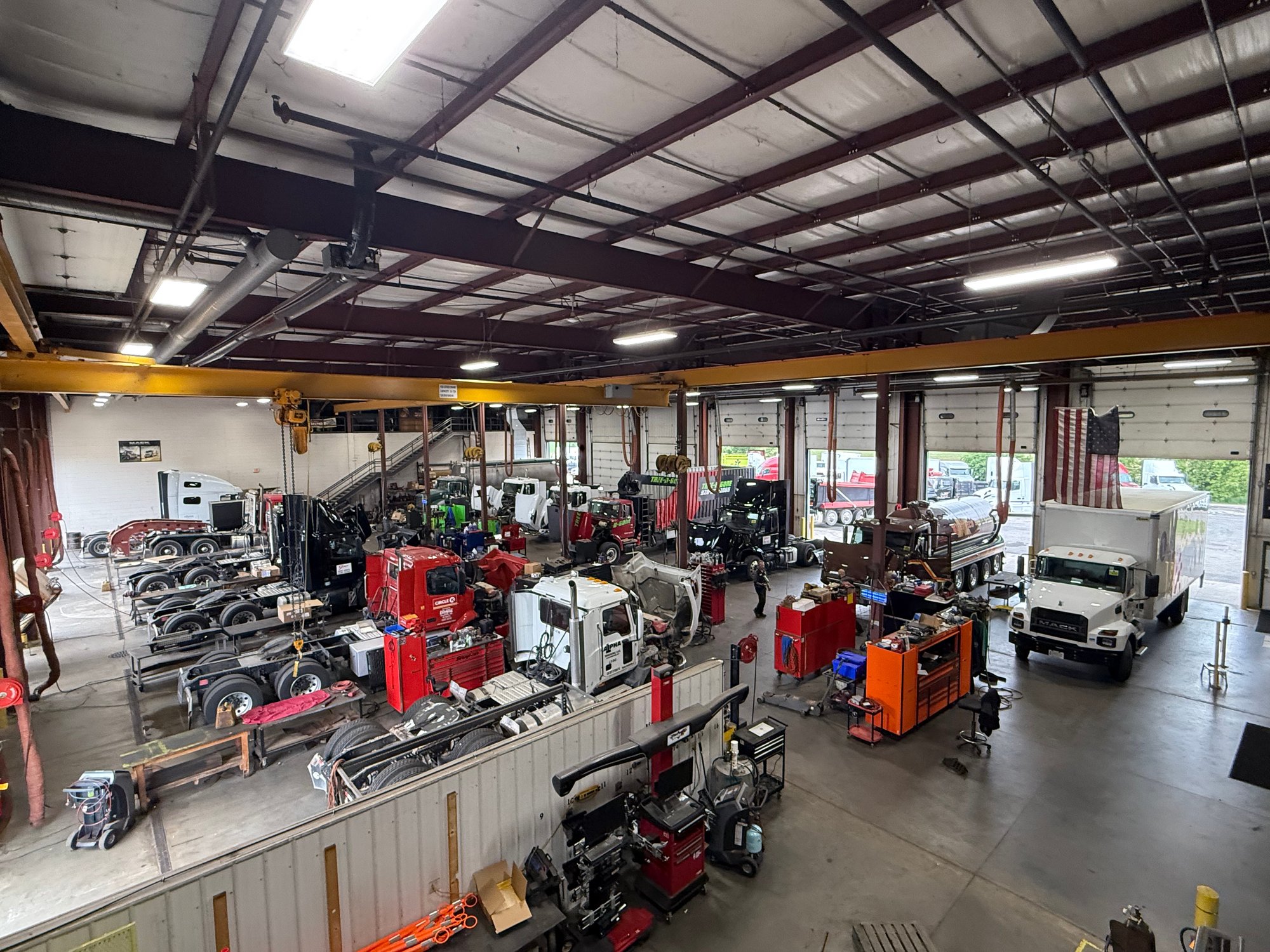 Kriete Truck Center - Green Bay - Shop