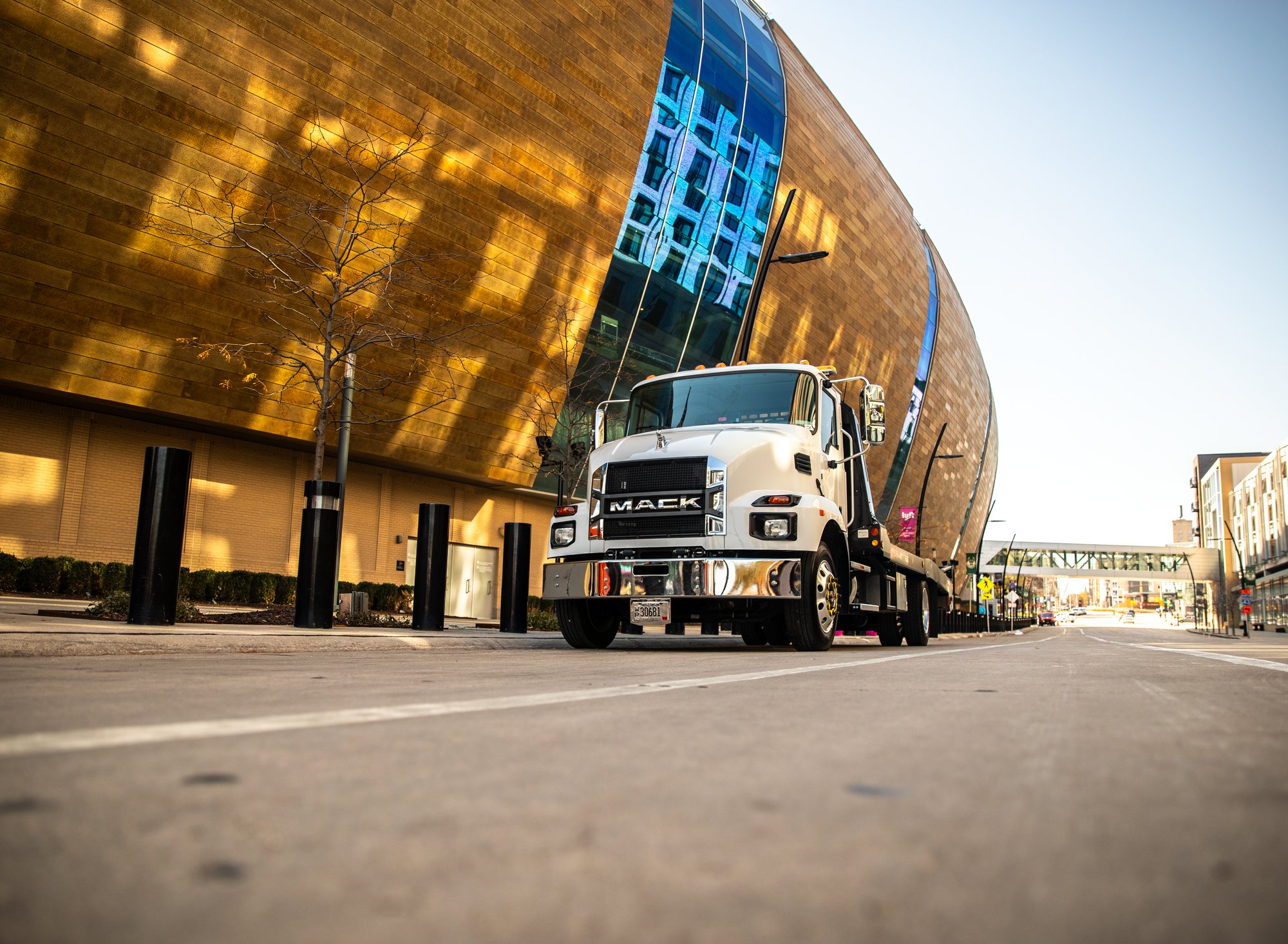 Mack MD Recovery Truck