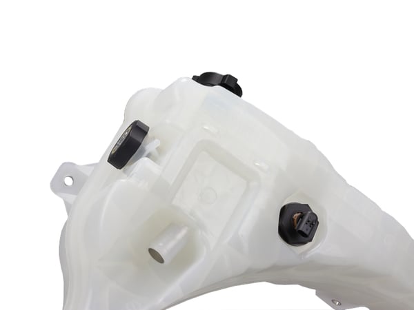 Slide images of KAMP Surge Tank for Freightliner Cascadia