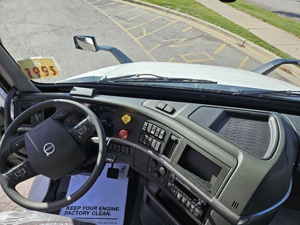 Slide images of 2025 VOLVO VNR64T300 