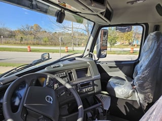Slide images of 2025 VOLVO VNR64T300 