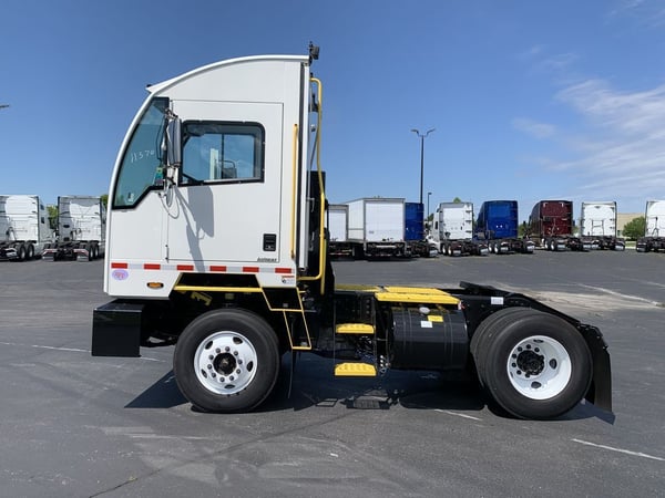 Slide images of 2024 AUTOCAR ACTT 4X2