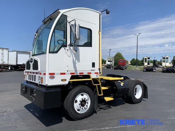 Slide images of 2024 AUTOCAR ACTT 4X2