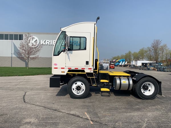 Slide images of 2024 AUTOCAR ACTT 4X2