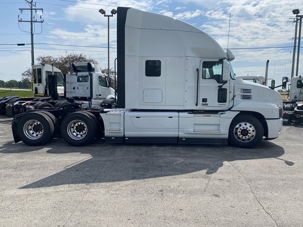 Slide images of 2025 MACK AN64T SLPR