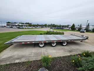 Slide images of 373RT Recovery Trailer 2023 CROSS COUNTRY
