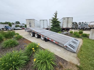 Slide images of 373RT Recovery Trailer 2023 CROSS COUNTRY