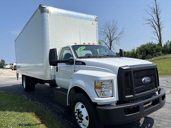 Slide images of 2023 FORD F-650