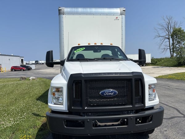 Slide images of 2023 FORD F-650