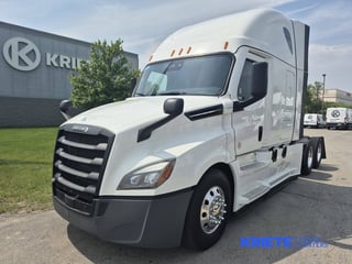 Slide images of 2023 FREIGHTLINER CASCADIA