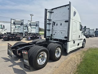 Slide images of 2023 FREIGHTLINER CASCADIA
