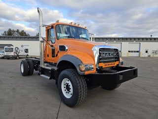 Slide images of 2025 MACK GR42F