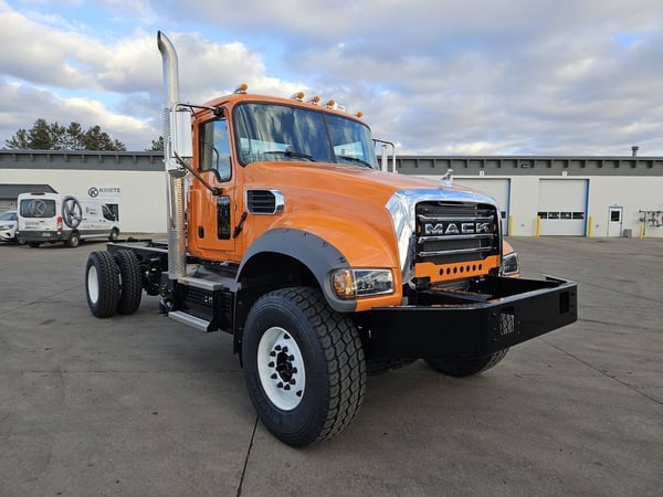 Slide images of 2025 MACK GR42F