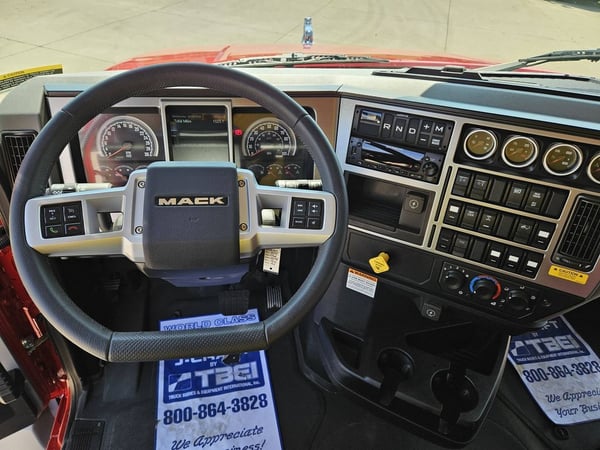 Slide images of 2026 MACK GR104B