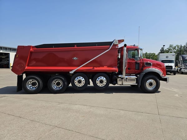 Slide images of 2026 MACK GR104B