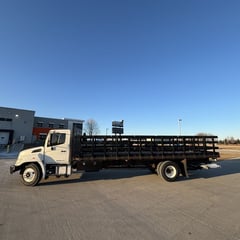 Slide images of 2014 HINO 268A