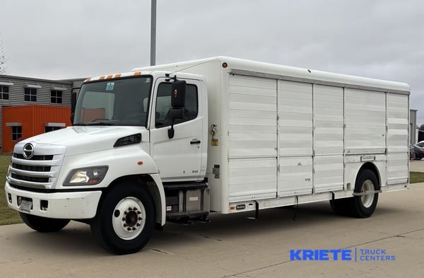Slide images of 2017 HINO 268