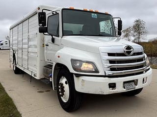 Slide images of 2017 HINO 268