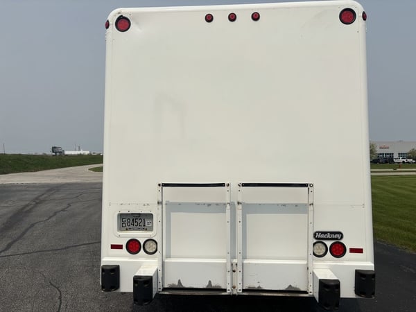 Slide images of 2017 HINO 268