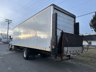 Slide images of 2017 HINO 338