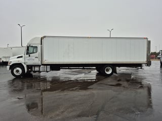 Slide images of 2019 HINO 338