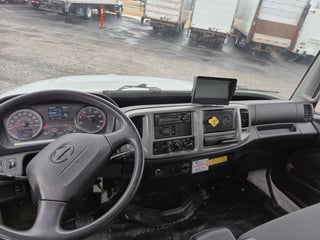 Slide images of 2019 HINO 338